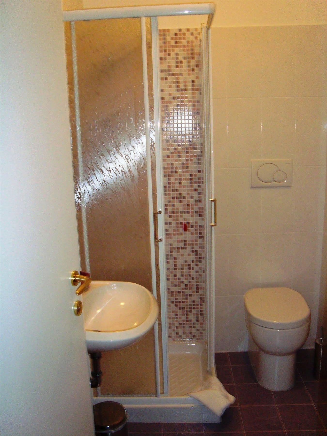 Residenza Fermi Affittacamere 2*